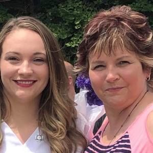 Meet your Posher, Carmela